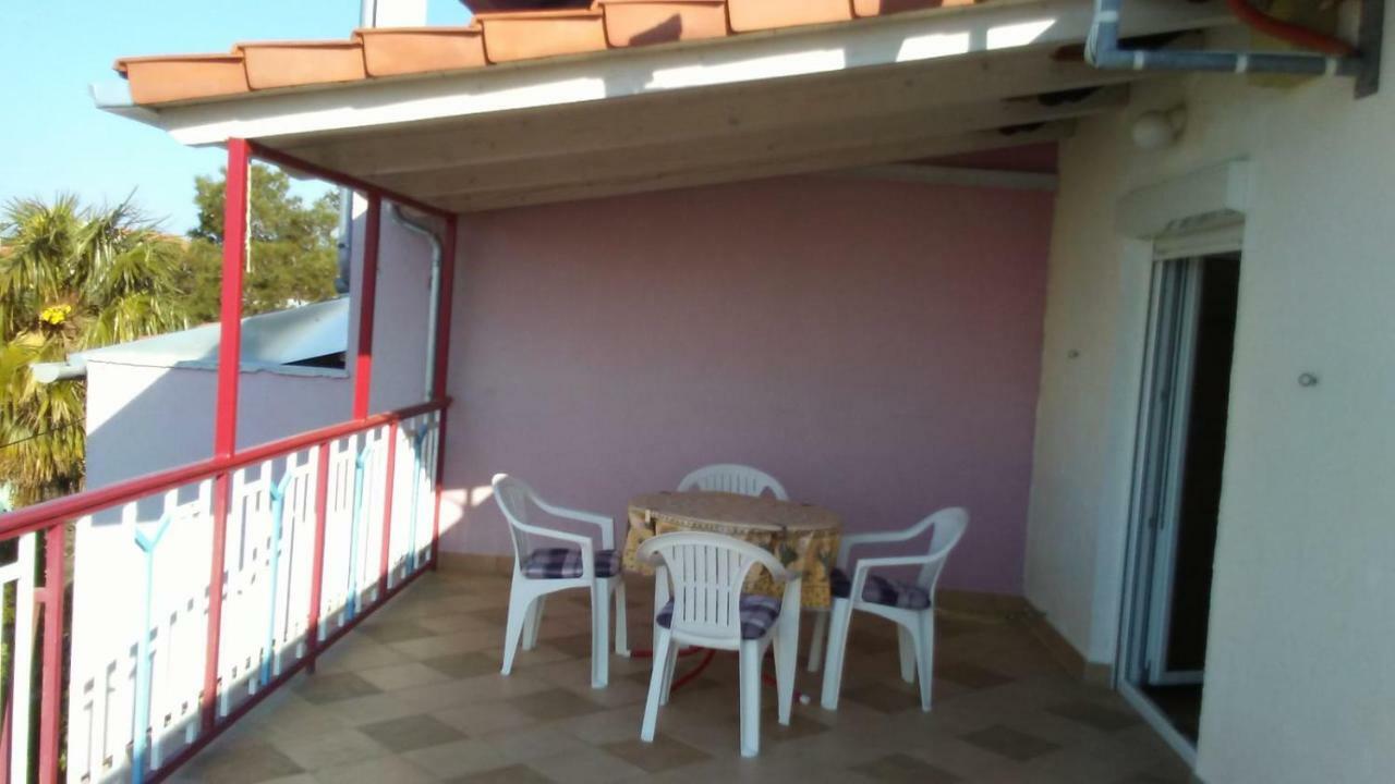 Apartman Mate Zablaće Exteriör bild